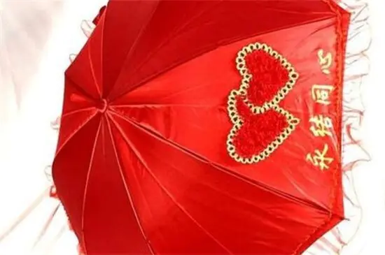 结婚红伞由哪方准备