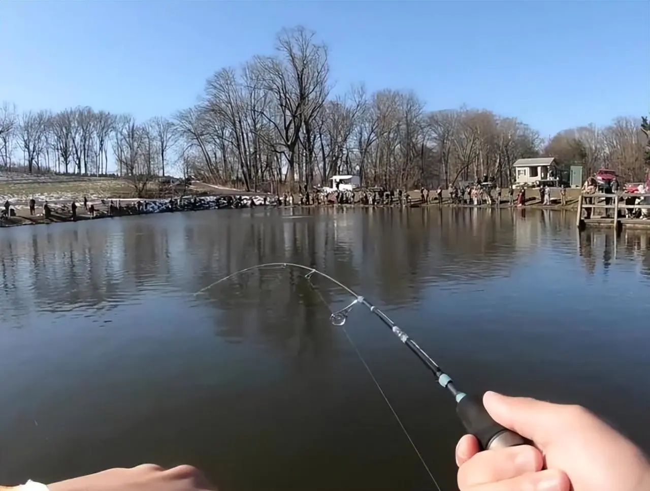 春季钓池塘有哪些技巧方法 试试这几招野钓渔获多